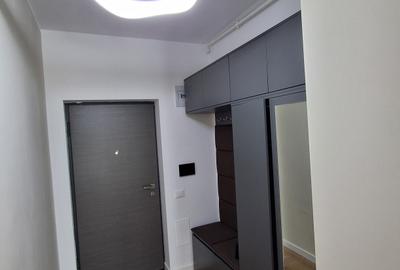 Apartament cu 2 camere semidecomandat, mobilat în Decebal - 10