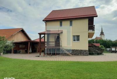 Casă cu 8 camere cu Canalizare în Sânpetru - 8