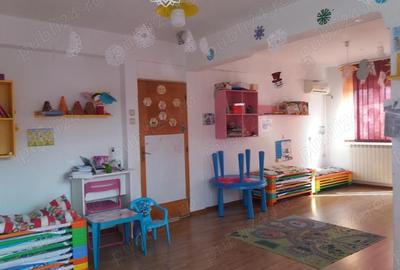 Casă cu 9 camere cu Teren 400 Mp în Militari - 2