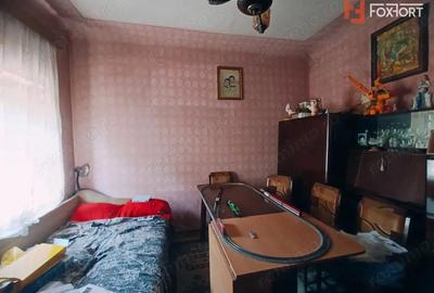 COMISION 0% Casa cu 4 apartamente la curte comuna cu teren total 748 mp - 4