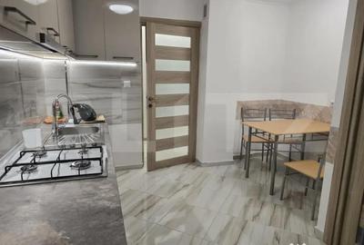 Apartament cu 3 camere decomandat în Micro 17 - 11