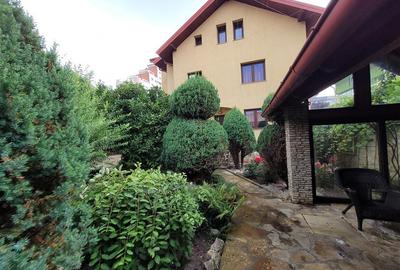 Casă individuală cu 6 camere cu Teren 700 Mp în Vest - 3