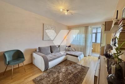 Apartament 3 camere 2 bai decomandat mobilat 65 mp - Aleea Streiu - 1