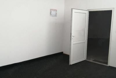 Spațiu comercial, de 100 mp, în Central - 1