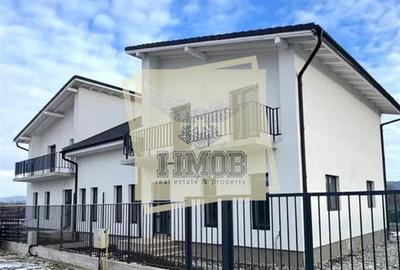 Duplex cu 4 camere cu Teren 267 Mp în Șelimbăr - 1