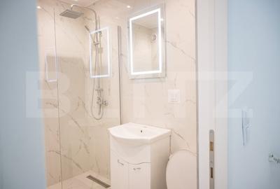 Apartament renovat, cu 2 camere, 46,60 mp, zona Micro 1 - 11