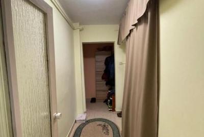 Apartament cu 2 camere semidecomandat, mobilat în Hotvon