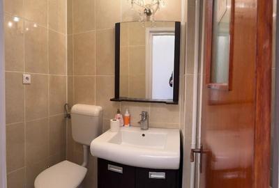 Apartament cu 3 camere, mobilat în Decebal - 5