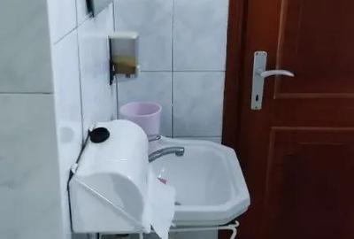Spațiu comercial, de 120 mp, în Central - 1
