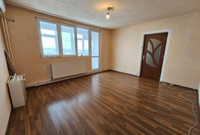 Apartament cu 3 camere semidecomandat, mobilat în Berceni - 5