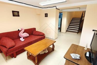 Casa mare. Posibil si clinica, camin batrani, invatamant, sediu firma. - 42