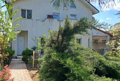 Casă cu Teren 500 Mp în Roșu - 2