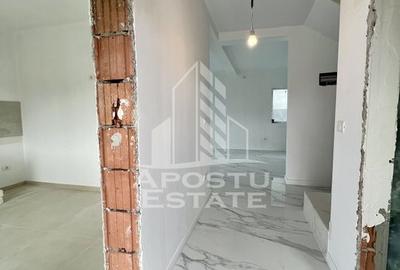 Duplex despartit prin camera tehnica, langa scoala, aproape de asfalt. Duplex despartit prin camera tehnica, langa scoala, aproape de asfalt. - 4