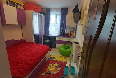 Apartament cu 4 camere semidecomandat în Central - 5