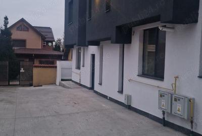 Casă cu 6 camere cu Teren 220 Mp în Central - 10