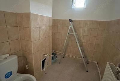 De vanzare apartament cu 3 camere si balcon, complet renovat, etaj intermediar - 3