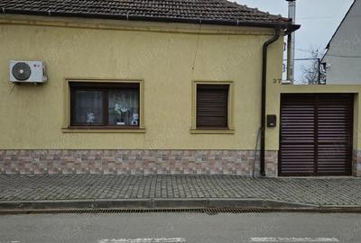 Casă cu 2 camere în Central - 1