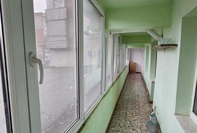 Apartament cu 4 camere in Micro 18 - 14