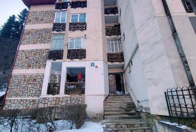 Apartament cu 2 camere decomandat în Central - 2