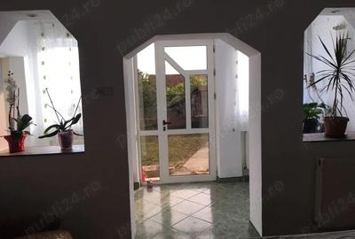 Casă cu Teren 3500 Mp în Cistei - 3