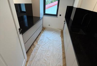 Apartament cu 3 camere decomandat în Oituz - 6