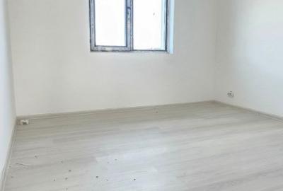 Casă cu 3 camere cu Teren 355 Mp în Berceni - 2