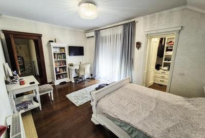 Casă cu 4 camere cu Teren 1000 Mp în Găvana