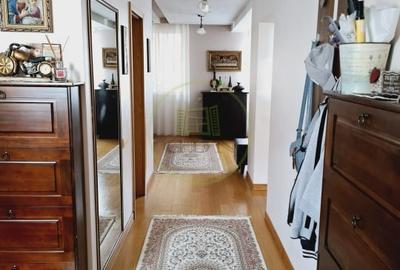 Duplex cu 4 camere cu Garaj în Florilor - 1