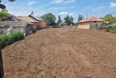 Teren de 800 mp, în Poroschia - 1