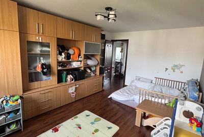 Apartament cu 3 camere decomandat în Central - 1