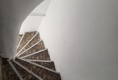 Vanzare garsoniera,strada Postasului/sector 3 - 11