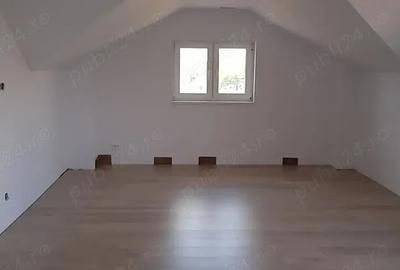 Casă cu 1 camere cu Teren 800 Mp în Central - 2