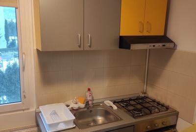 Garsoniera decomandata etaj intermediar zona Astra - 5