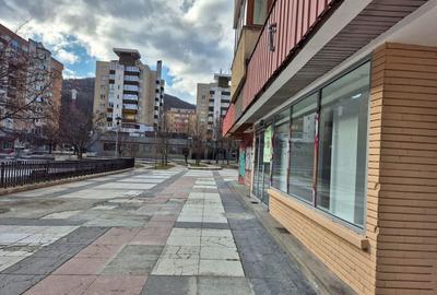 Spatiu comercial - 2