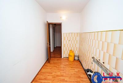 ID 2974 Apartament 2 camere - Strada Sabinelor - 11