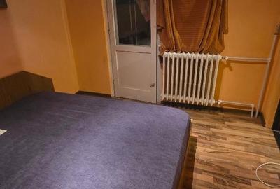 2 camere semidecomandat Zona  KM 4/5 - 4