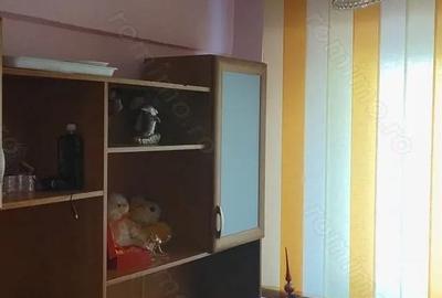 Apartament cu 3 camere decomandat în Obor - 2