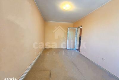 Apartament cu 2 camere decomandat în Micro 13 - 8