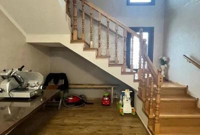 Casă cu Teren 530 Mp în Central - 14