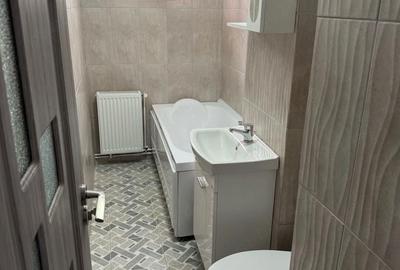 Apartament cu 3 camere semidecomandat în Central - 5