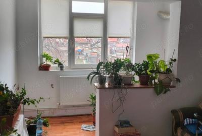 Apartament cu 3 camere decomandat în Central - 4