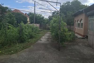 Casă cu 6 camere cu Teren 1401 Mp în Afumați - 3