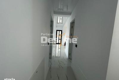 Casă cu 4 camere decomandat cu Teren 300 Mp în Central - 2