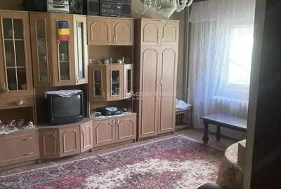 3 camere - decomandat - 13 septembrie -Parcul Sebastian - usor negociabil