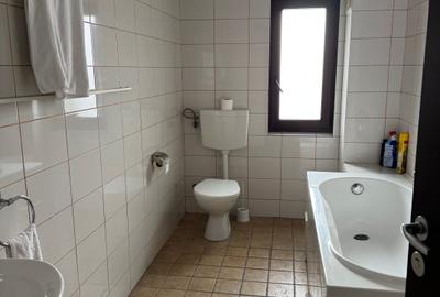 De vanzare Casa\Pensiune,teren 1500 mp. - 5