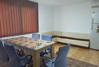 Apartament cu 6 camere în Tecuci - 1