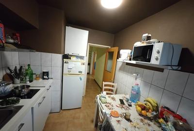 Bdul. Unirii, Apartament 3 camere,Chear la Bdul. - 10