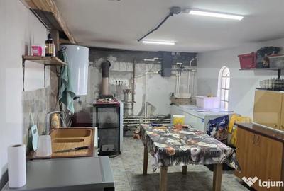 Casă cu 5 camere cu Teren 2800 Mp în Central - 4