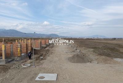 Duplex cu 4 camere cu Canalizare în Tărlungeni - 9