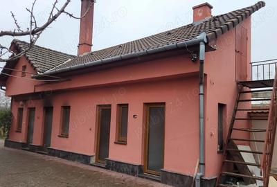 Imobil cu 3 case:C1 -3 nivele;C2-2nivele;C4-1 nivel;C3;C5;Piscina;Foisor - 15